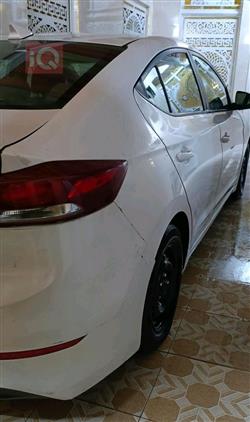 هیوندای ئەلەنترا